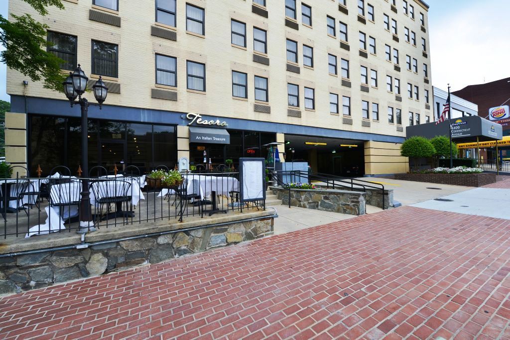 Days Inn By Wyndham Washington Dc/Connecticut Avenue Buitenkant foto